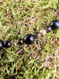 Collier Obsidienne noir et dorée avec un Noeuds de sorcière (Protection) 6mm / 4mm